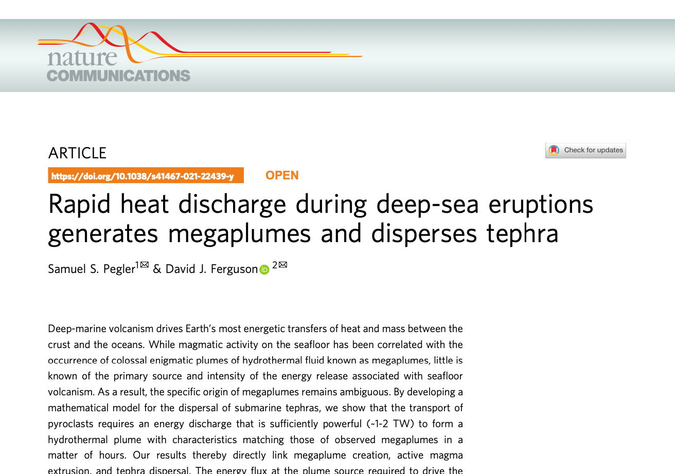 Rapid heat discharge during deep-sea eruptions generates megaplumes and  disperses tephra